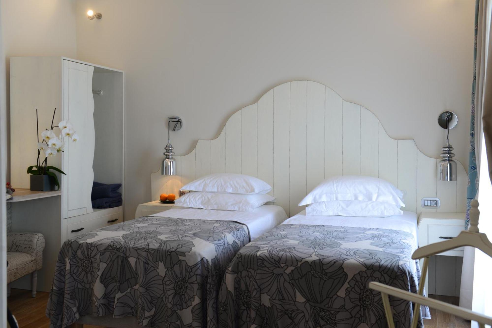 Hotel Eze Hermitage Екстериор снимка