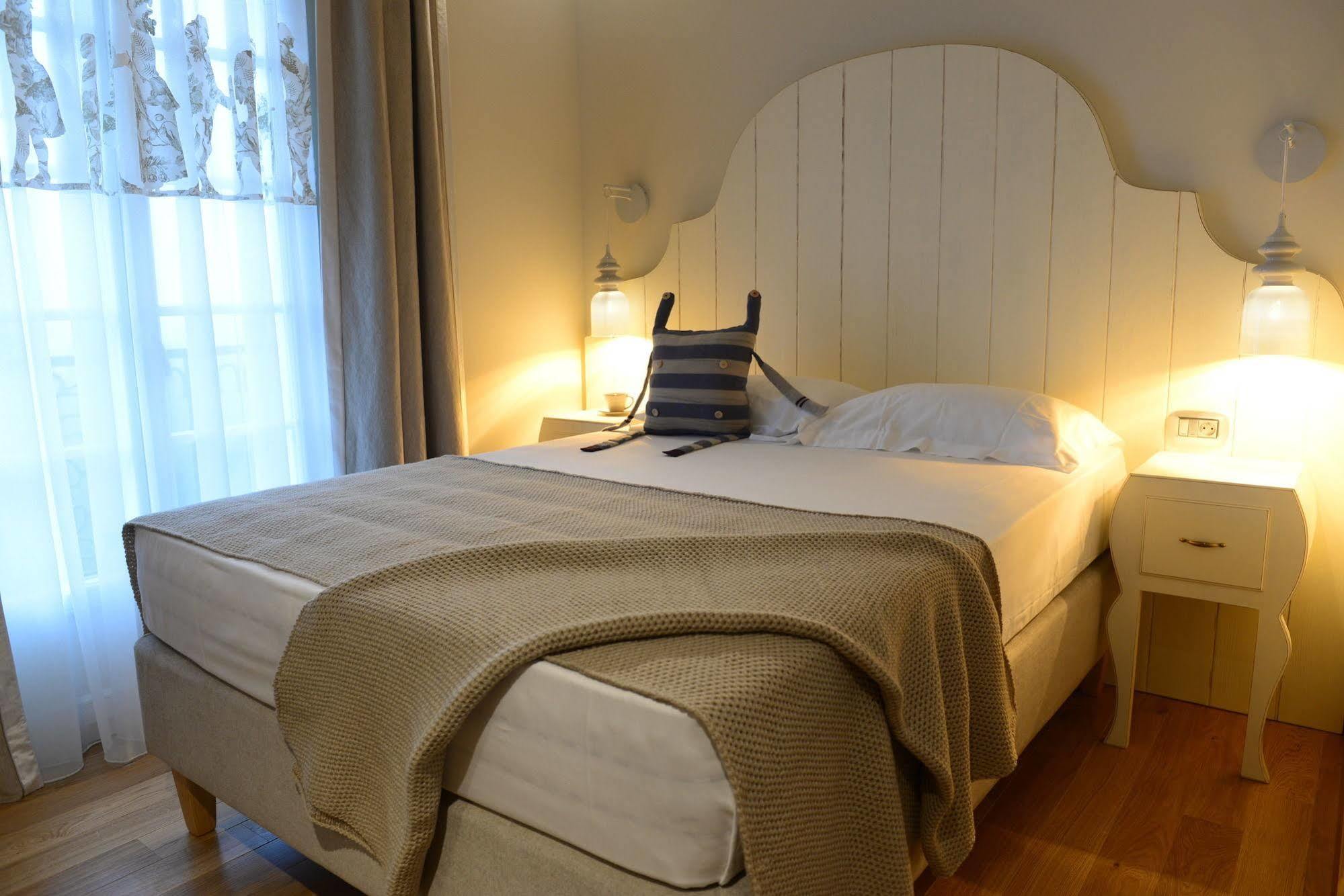Hotel Eze Hermitage Екстериор снимка